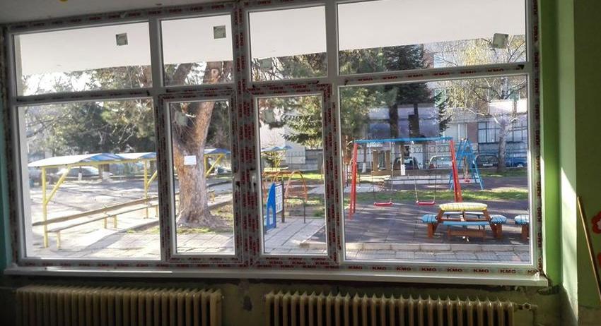 Започнаха ремонти в градини и училища в Търговище