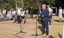 Успешна и ползотворна учебна година пожела кметът на Търговище