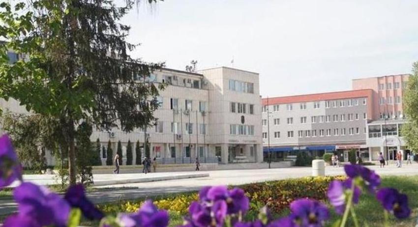 Община Търговище обяви обществена поръчка за снегопочистване на 211 км от общинската пътна мрежа