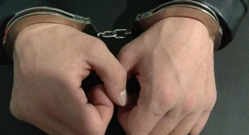 Задържаха млад мъж с два вида наркотици 