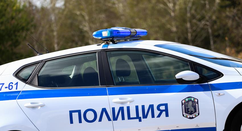 Заловиха мъж,откраднал чанта с пари и мобилни апарати 