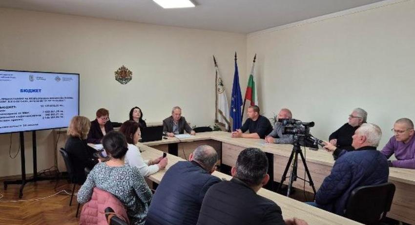 Започва изграждане на велоалея на ул. „Цар Освободител“ в Търговище