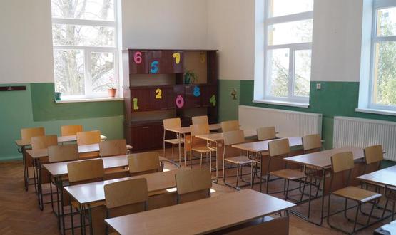 Общинският съвет взе решение за закриване на две училища