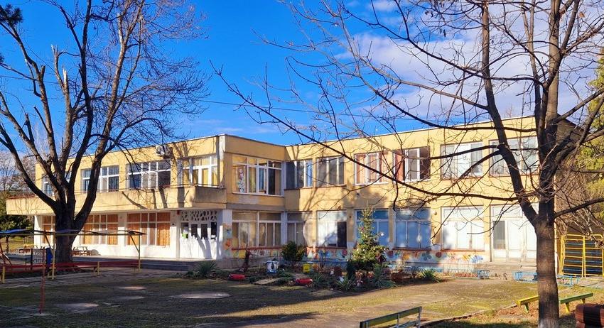 Започва ремонтът на Детска градина „Пчелица“ в Търговище
