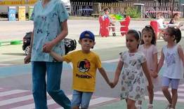 354 свободни места за прием в първа група са обявени в детските градини в Търговище 